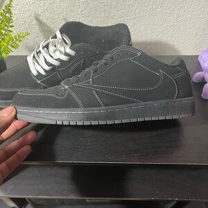 Jordan 1 x Travis Scott Phantom Low Tops